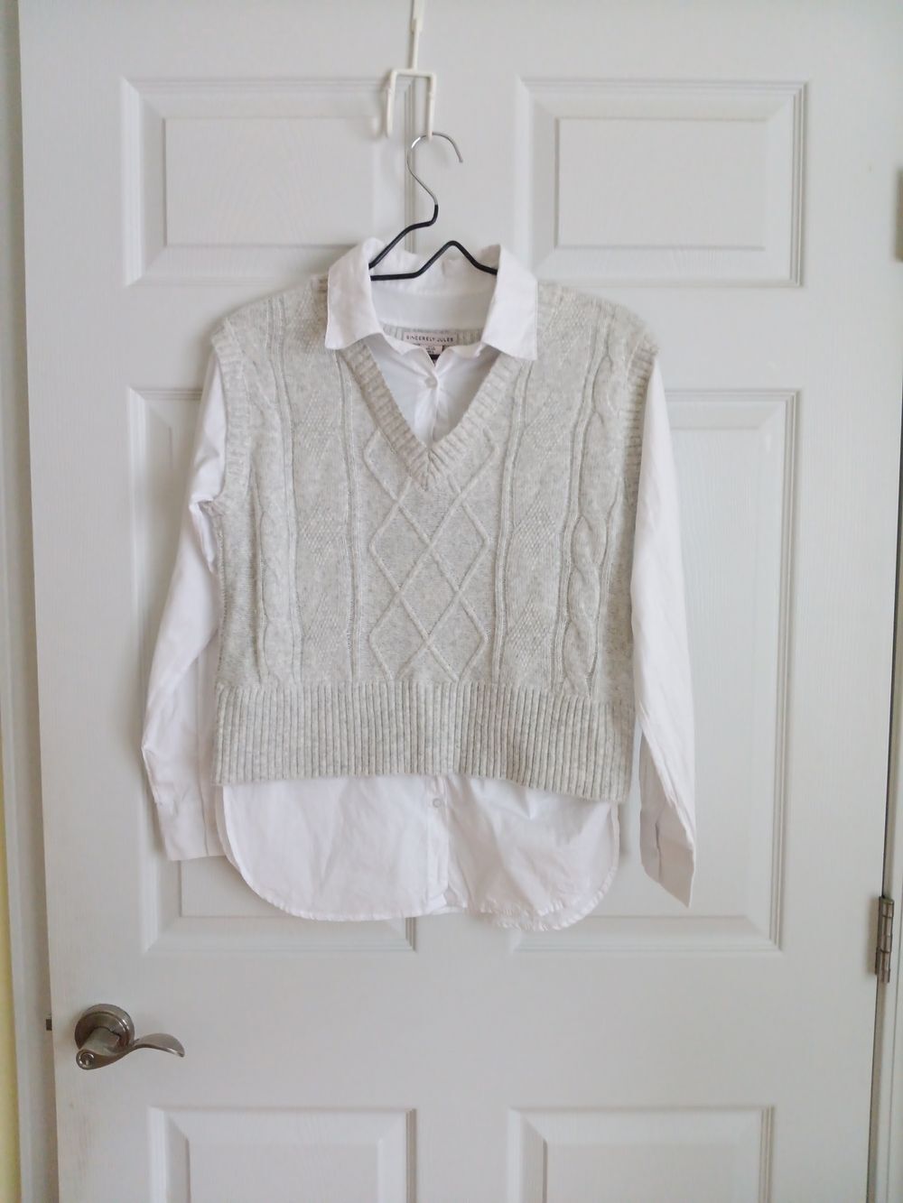 Sincerely Jules Layered Sweater Vest & Shirt Combo Size S